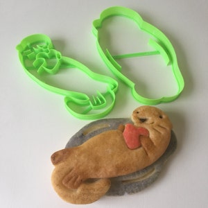 Otter with Heart Cookie Cutter Set