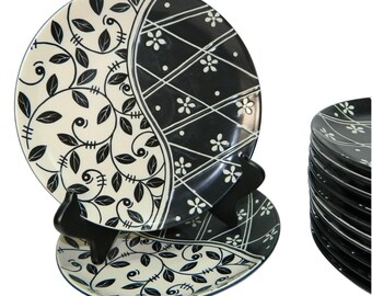 Tabletops Lifestyles Kantera Salad Plates Set Of 2 Black & White