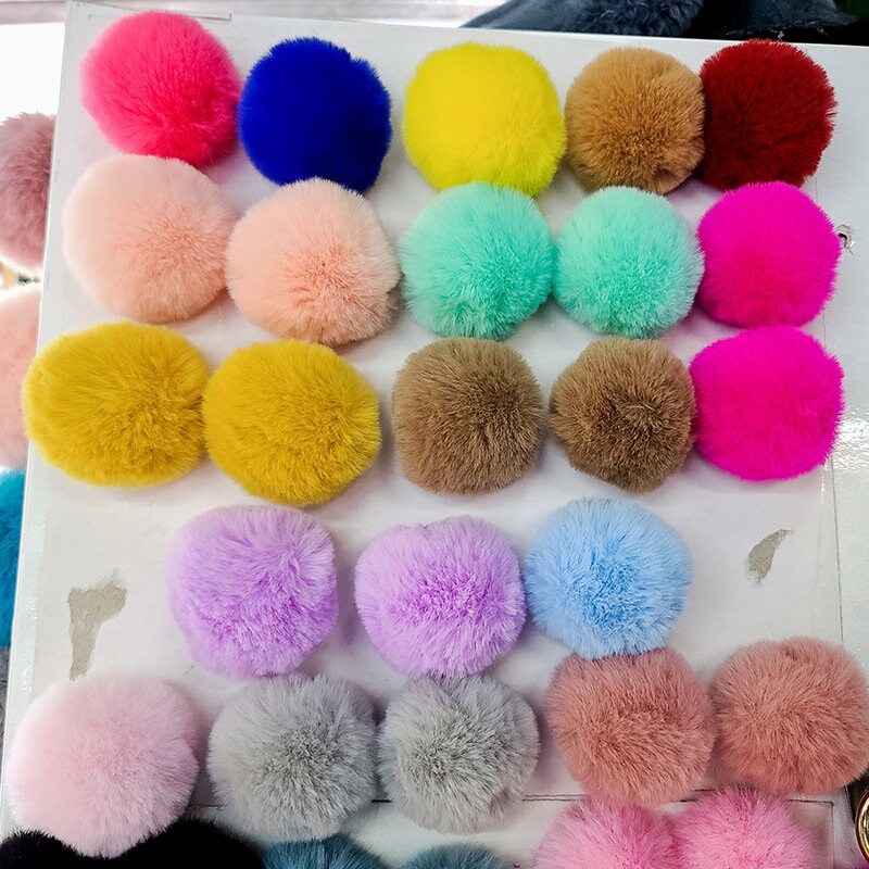 Wholesale pom pom keychains sale