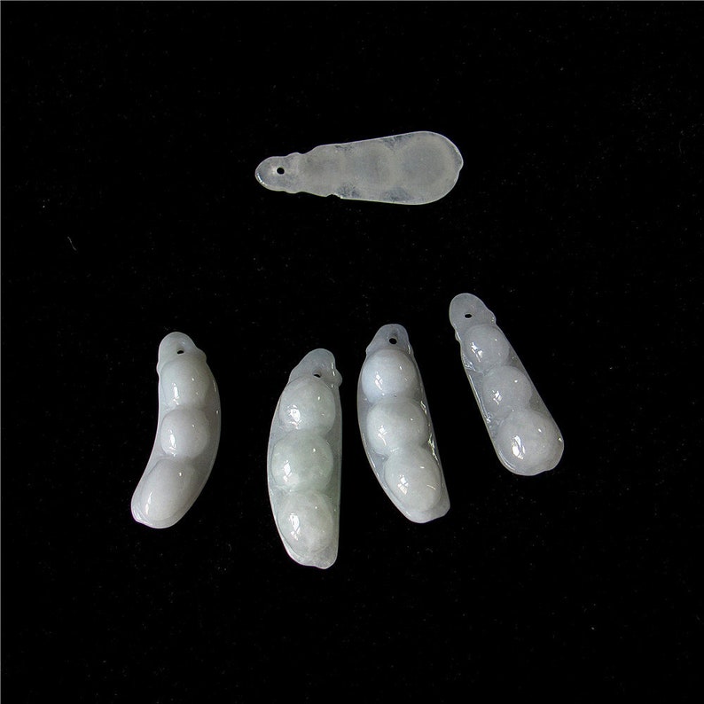 Fine Carved Vintage Beanpod Natural Jadeite Jade Tiny Pendant Unique Jade Amulet Talisman Handmade Jewelry Finding 10x31mm