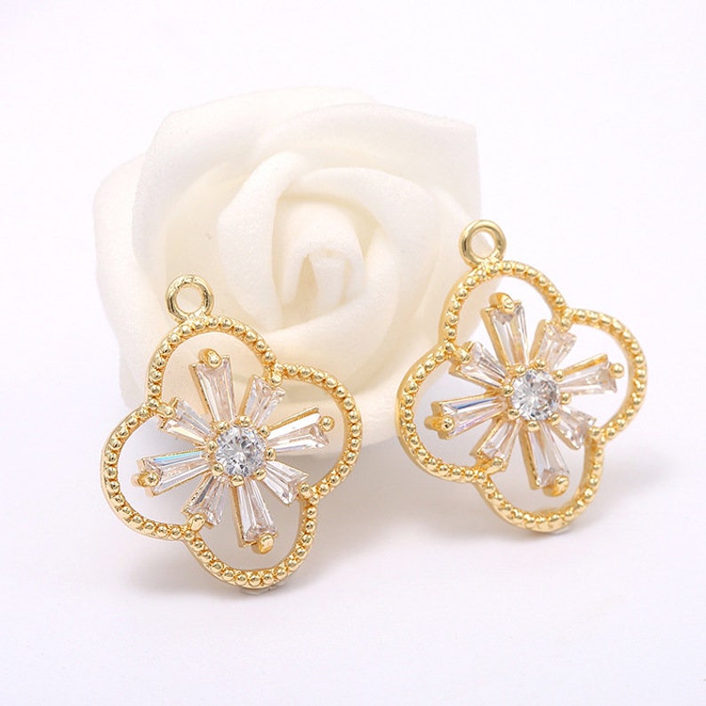 20 Tiny Blossom Charm Pendant Rhinestone Embellishment Dainty 14K Gold Filled Delicate Jewelry finding 20x18mm