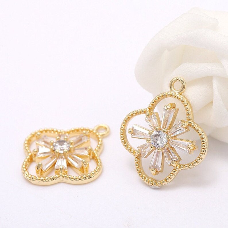 20 Tiny Blossom Charm Pendant Rhinestone Embellishment Dainty 14K Gold Filled Delicate Jewelry finding 20x18mm