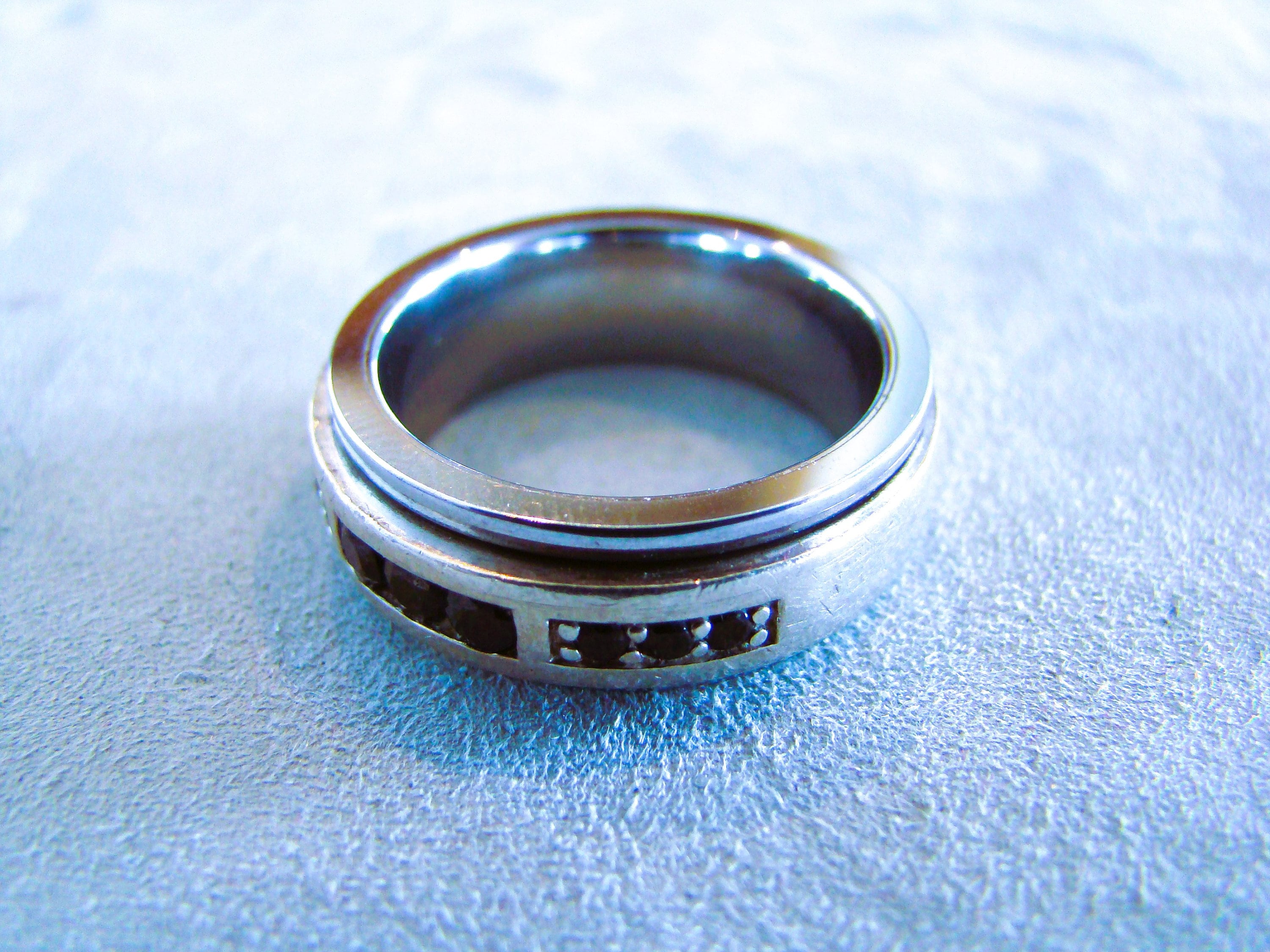 Triton 850 ring sale