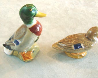 Vintage ROSEMEADE Pottery Mallard Duck Salt & Pepper Shakers