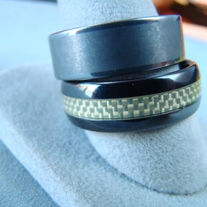 Anillos Triton de carburo de tungsteno y fibra de carbono cerámico, tamaños 10 y 12