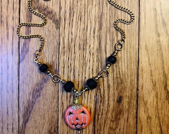 classy jack-o'-lantern necklace