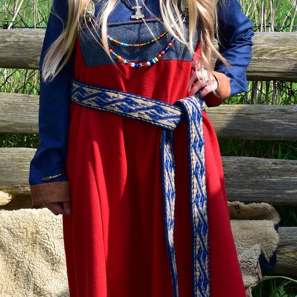 Wikingerin Wollschürze Kleid