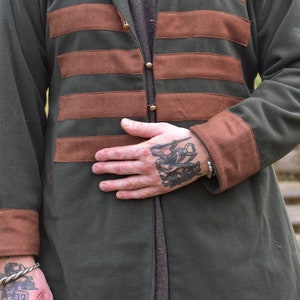 Viking kaftan , Early medieval Rus kaftan