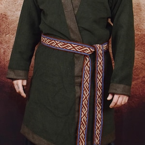 Caftan viking Hedeby, Caftan viking du début du Moyen Âge