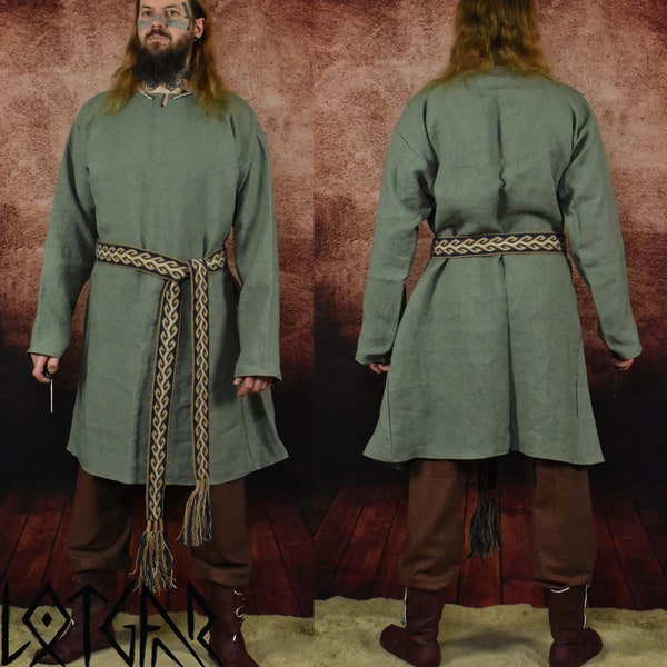 Viking simple linen shirt.