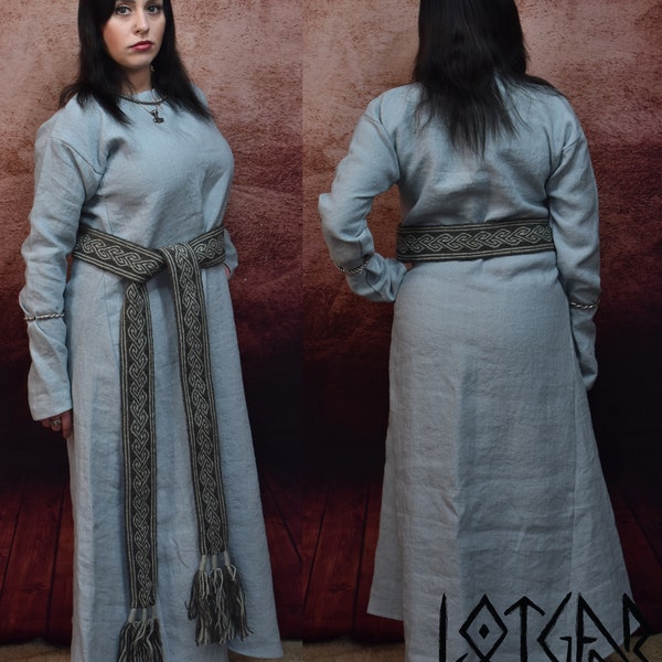 Viking woman linen dress