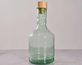 Decantador de vidrio verde soplado a mano / Botella de agua de vidrio reciclado con tapón de madera