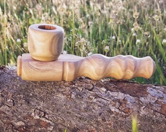 Very unique and rare woodgrain Arbutus/Madrona smoking pipe, smoking pipe, wood pipe for recreational smokers
