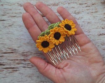 Crocheted Sunflower Hairpin Comb – Handmade Floral Hair Accessory, Gift for Her