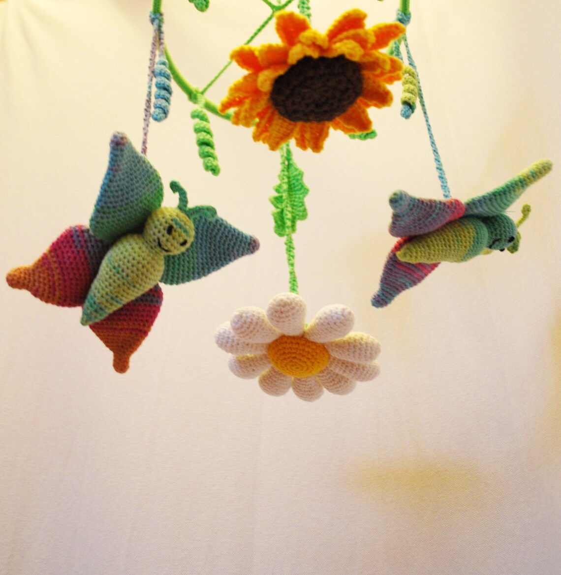 Babymobile With Flowers and Butterflies, Gift for Newborn, Decoration