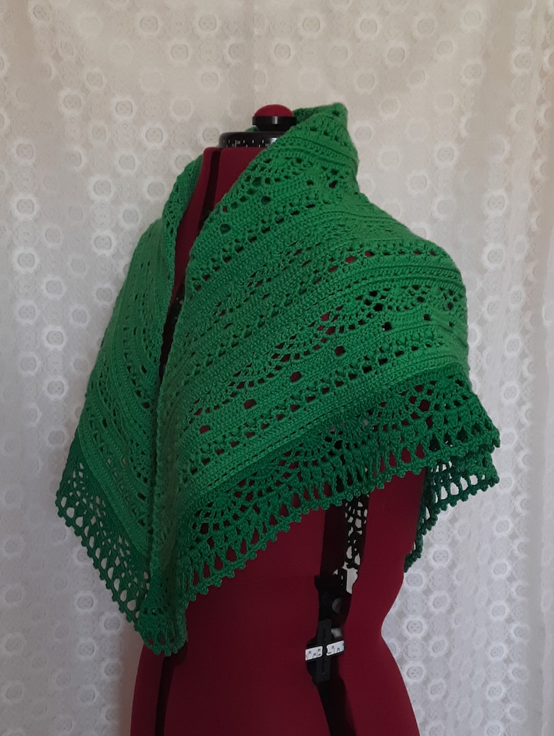 Triangle crochet small shawl, lace wool shawl, gift for her, Mother's Day gift image 3