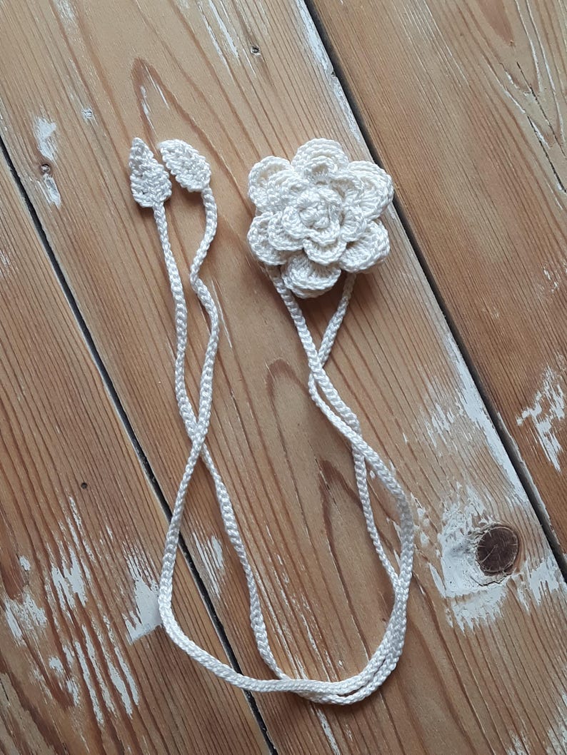 Crochet Rose Choker: 100% Cotton Necklace, Bracelet, or Hanging light beige