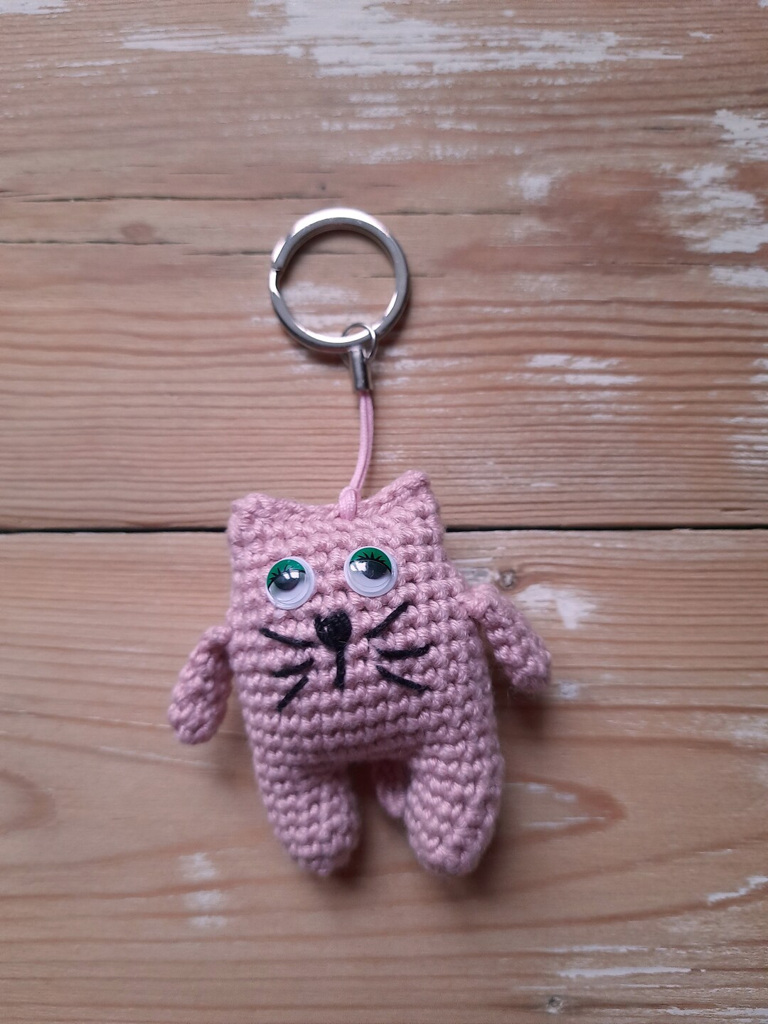 かぎ針編みの猫キーホルダー：小さなあみぐるみバッグチャーム - Etsy 日本