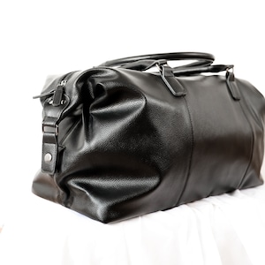 Luxury Black Weekend Holdall Bag, Personalized Faux Leather Duffle Bag, Custom Travel Bag, Initial Monogrammed Bag, Weekender Bag for Men