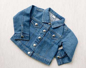 Personalised Baby Denim Jacket for Babies, Neutral Clothing for Infants, Christmas or Baby Shower Gift, Customizable Clothing for Babies