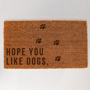 Custom Message Paw Print Door Mat, Personalised New Home Gift, Bristle Door Mat, Christmas Gift for Dog Owners, Housewarming Gift for Couple