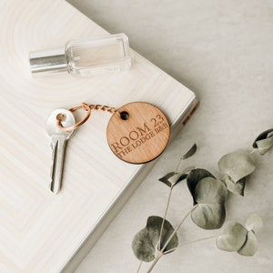 Custom Design Keyring - Custom Keyring - Wooden Keyring - Personalised Keyring - Accomodation Keys