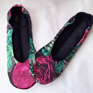 Rose Hochzeit Ballerinas Schuhe mit Rosen Personalisieren Sie sich Schuhe Blumenschuhe Ballerinas mit Blumen Schuhe mit niedrigem Absatz Anpassbare Schuhe