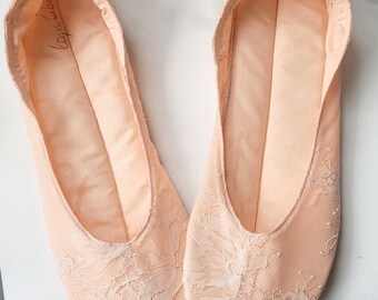 Nude Lace Ballet shoes Beige Wedding Ballet flats with the ribbons Nude Lace up shoes Ballerina shoes Matched to dress Low heel lace shoes