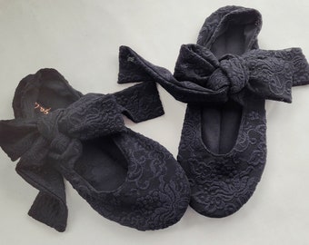 Beautiful black lace slippers Dance shoes Indoor footwear with black lace ribbons and handmade flowers Customize yourself Ballet flats