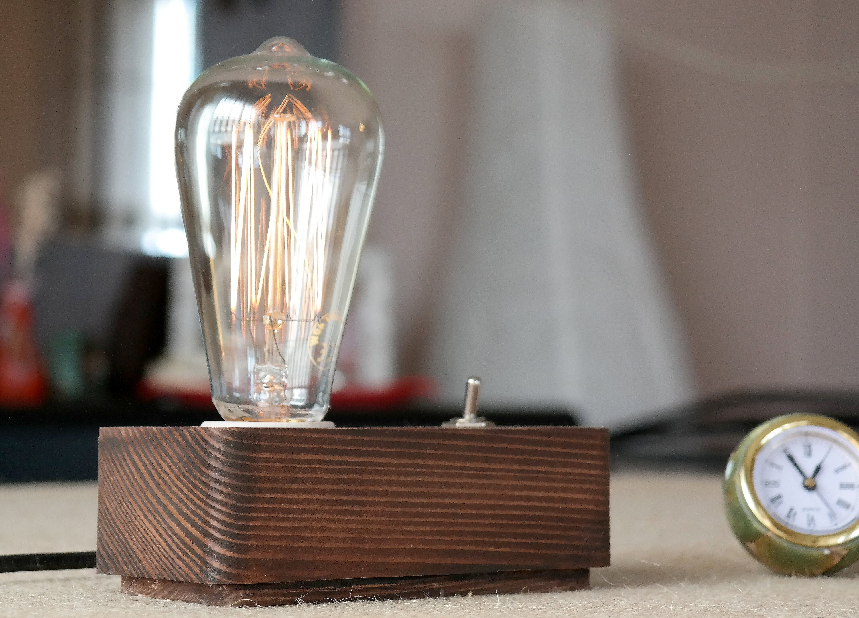 lampe edison, lampe de chevet, bureau en bois, edison rétro bois table rustique