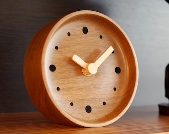 Wood Desk Clock with Birch Hands & Dots – A Vintage Touch for Modern Spaces.