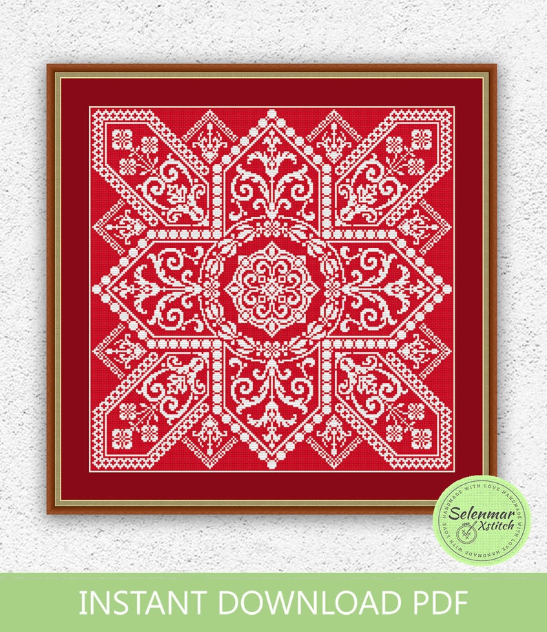 K&ouml;nnte beinhalten: Ein rotes und wei&szlig;es Kreuzstichmuster mit einem floralen Design. Das Muster ist in einem braunen Rahmen gerahmt. Das Muster hei&szlig;t "Selennar Stitch" und ist handgefertigt mit Liebe.