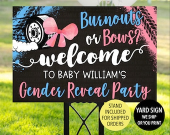 Könnte beinhalten: Ein schwarzes Schild im Stil einer Kreidetafel für eine Gender Reveal Party mit blauen und rosa Akzenten. Auf dem Schild steht "Burnouts or Bows? Welcome to Baby William's Gender Reveal Party".