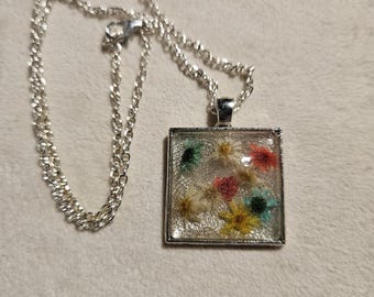 Pressed Flower Resin Necklace – Real Dried Flowers, Silver Chain