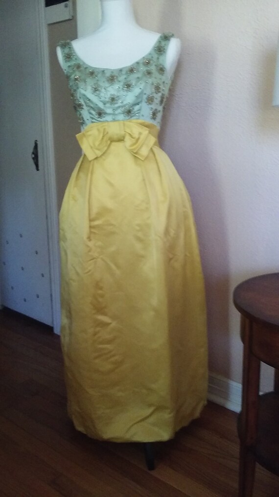 Vintage 1960s formal