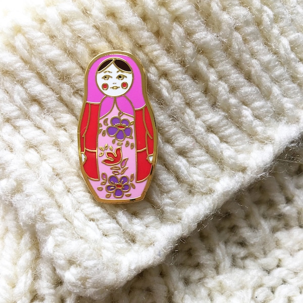 Russian Doll Pin, Nesting doll Enamel Pin, Matryoshka Enamel Pin, Babushka Lapel Pin, Birthday Gift, Valentines Gift