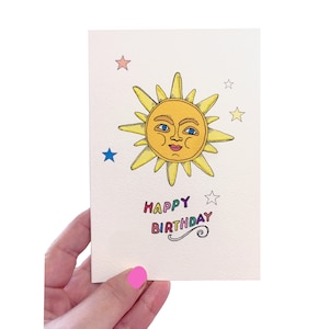Cartão de aniversário feito à mão do Sol Celestial, cartão de sol feliz, cartão de sol antropomórfico, cartão de feliz aniversário de sol e estrelas dos anos 70