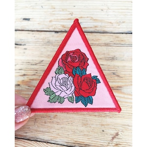 Parche termoadhesivo de triángulo de rosas para chaqueta, mochila o mezclilla, relleno de calcetines para adolescentes, pequeño regalo floral