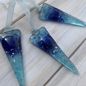 SHORELINE set of 3 Blue Bubbles Hanging Icicles Suncatcher -Ocean Fused Glass Handmade Turquoise