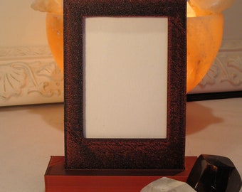 Picture Frame for Small ACEO Trading Card Photo Holds 2.5 x 3.5 Inch Red Black Textured Finish Museum Glass on Stand