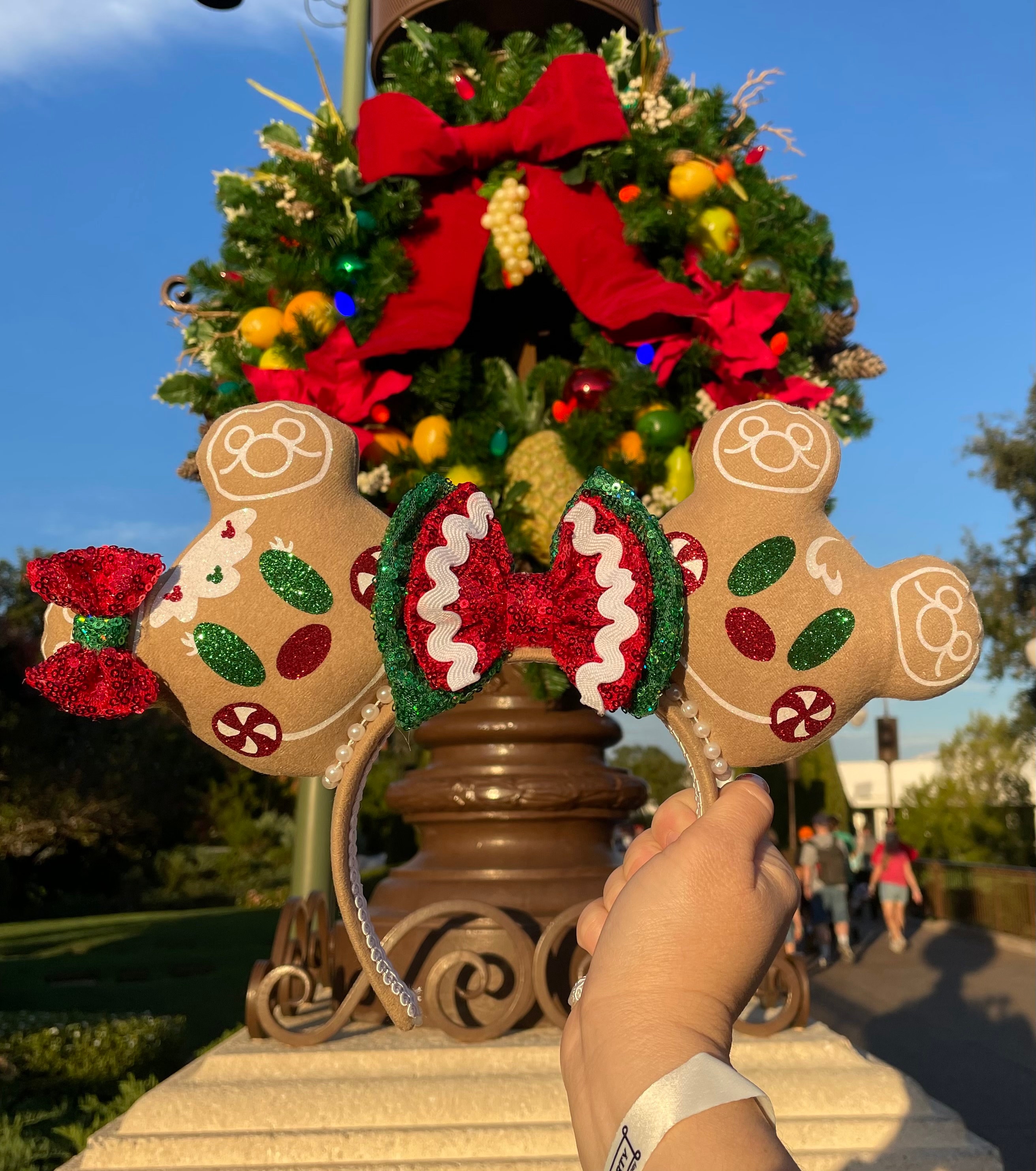 ???Disney Gingerbread Minnie & Mickey Ears Pink Gingerbread Mickey Ears - Mouse Ears Headband – Little  main image 4