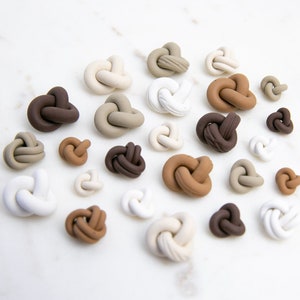 KNOT STUDS: Neutrals