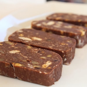 12 Chocolate Dessert Salami  (Salam De Biscuiti)