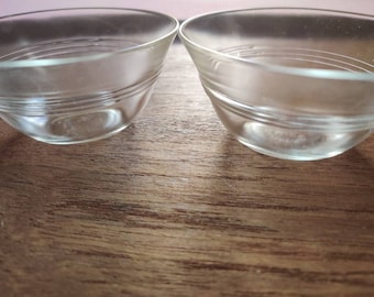Pyrex clear custard/ pudding glasses smooth top #445 5 ounce capacity