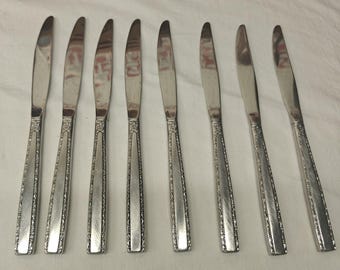 Set of 8 Oneida Via Roma Stainless Steel Dinner Knives (9 1/4")