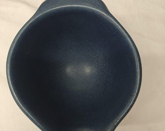 Vintage Bennington Potters Vermont Pottery #1878 Blue Batter Bowl w/ Spout