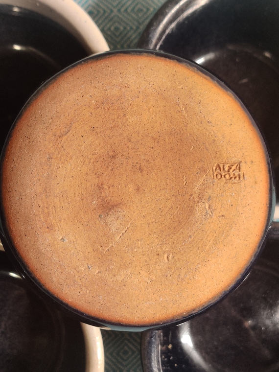 Aloha Dom pottery bowls made in the Dominican Republic set of five bowls