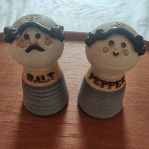 Vintage studio pottery salt and pepper shaker set 1970s