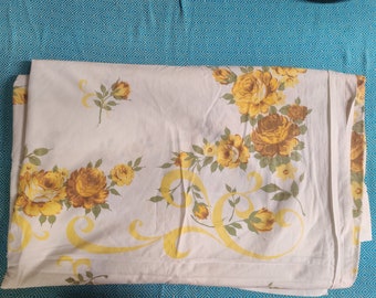 Vintage Westpoint Pepperell Twin Flat sheet 100% cotton 72 x 108 yellow rose pattern