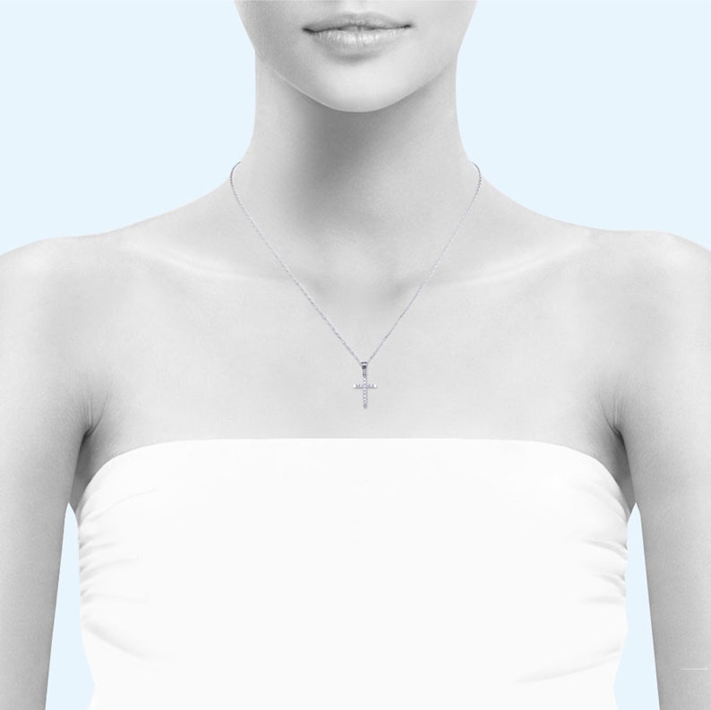 14K Solid White Gold Cubic Zirconia Cross Pendant Singapore Chain Necklace Set Charm